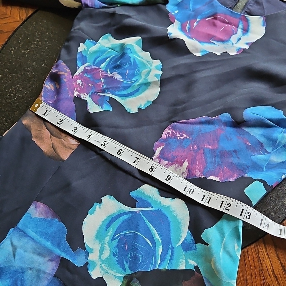 Babaton Floral Open Back Midi Dress Long Sleeve Size 0 - Picture 12 of 16